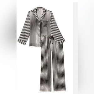 Victoria's Secret Black/Vanilla Iconic Stripe Satin Long Pajamas size s/p